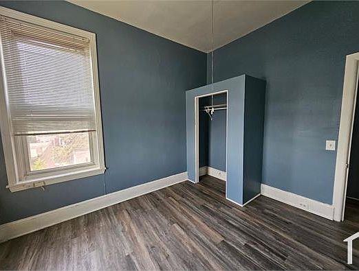 5th image of 4924 Parrish St #3