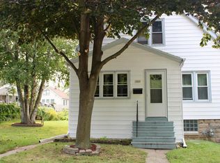 3809 S Arctic Ave, Saint francis, WI 53235