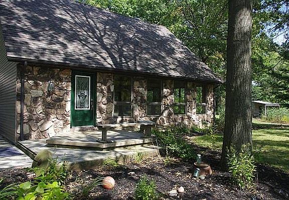 3rd image of 8544 Lakewood Dr