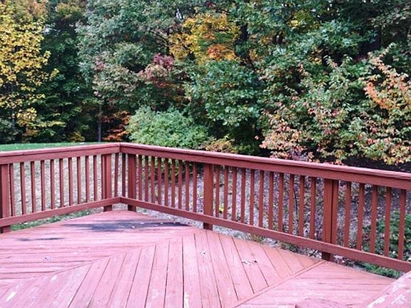 3rd image of 8303 Southern Oaks Ct