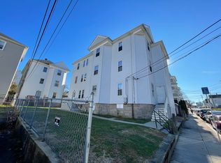 488 Ridge St #3W, Fall River, MA 02724