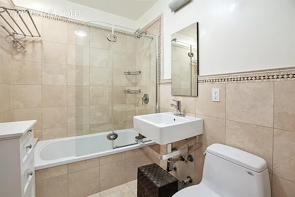 Sold by Corcoran | media 16