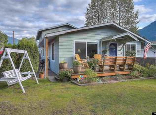 8617 Hayes Way, Juneau, AK 99801