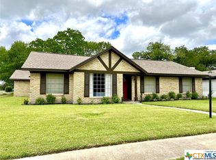 102 Castleway St, Victoria, TX 77904