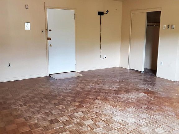 5th image of 5720 Wissahickon Ave APT B3