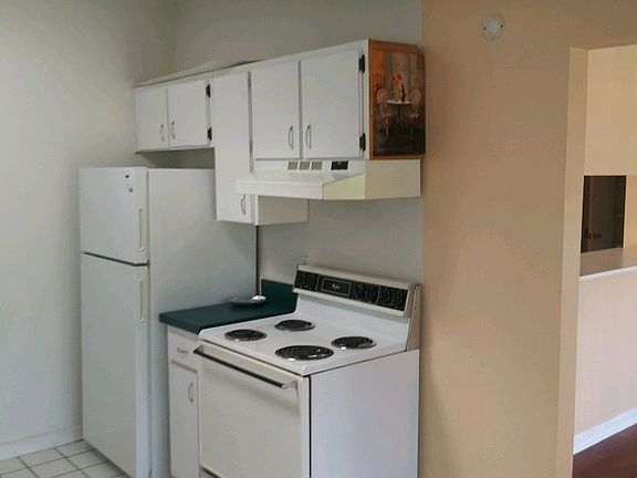 4th image of 3313 W Paul Ave