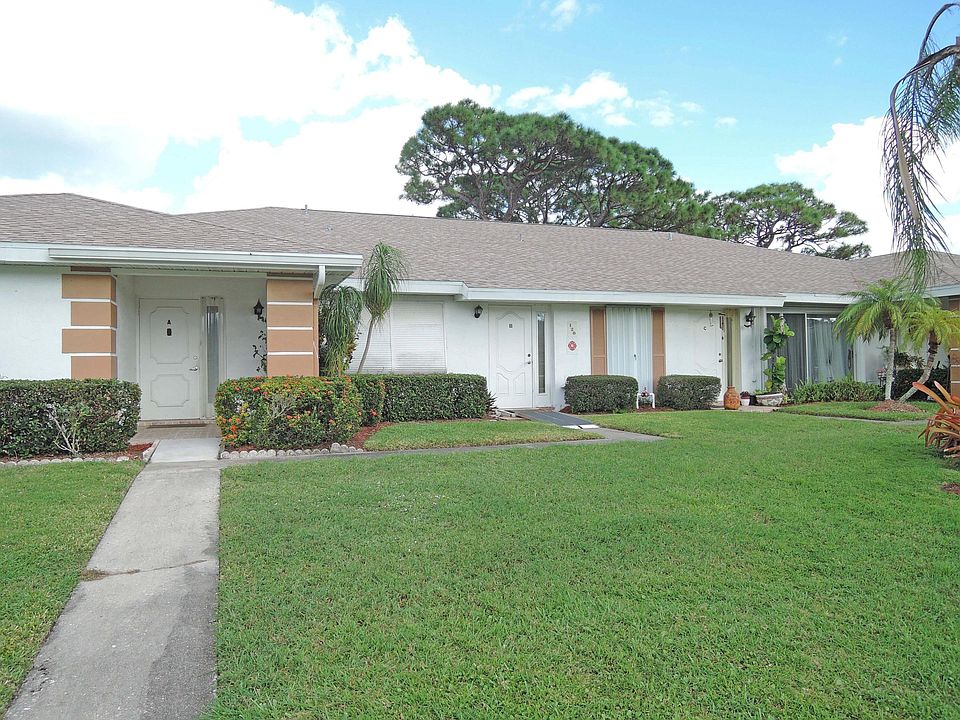 1st image of 120 Lakes End Drive #A
