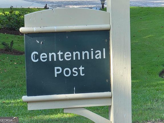 4th image of 1100 Centennial Post