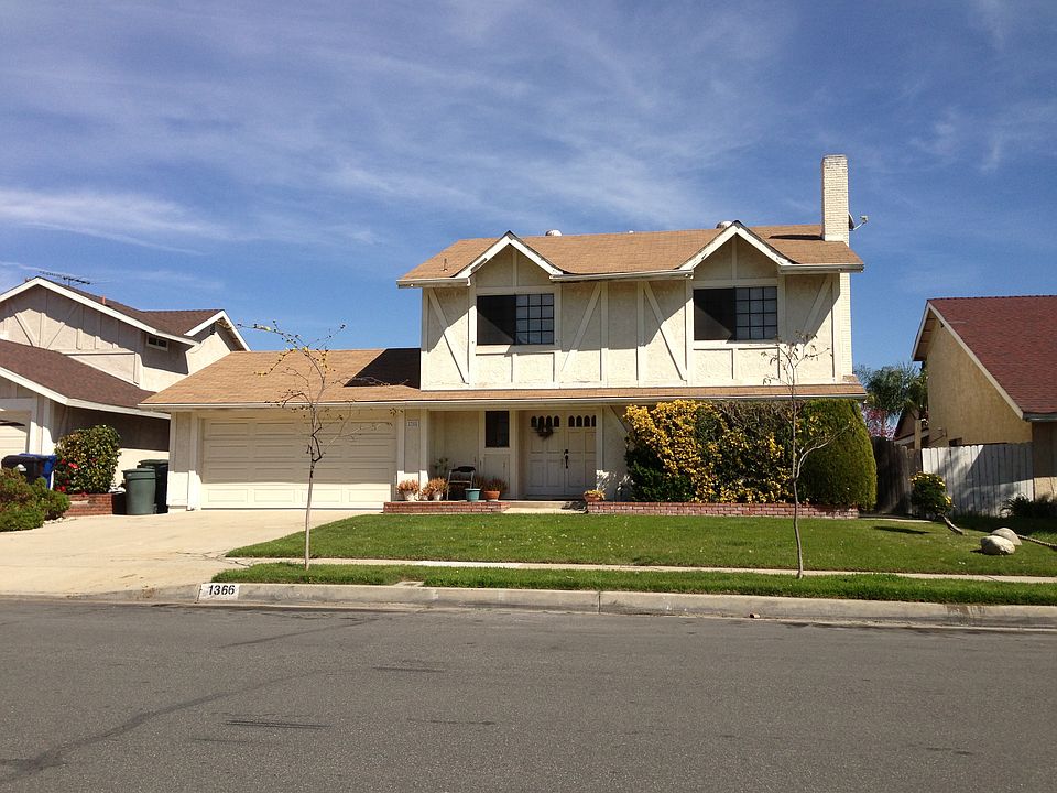 1st image of 1366 N Hacienda Dr
