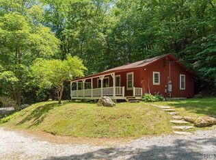 5729 N Norton Rd, Cullowhee, NC 28723