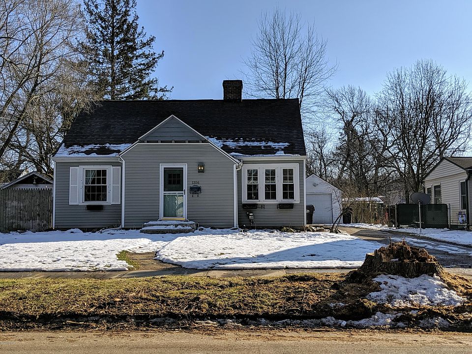 1st image of 1316 Cambridge Dr