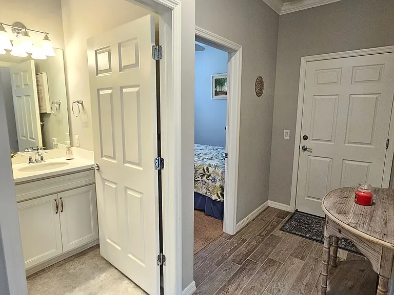 13858 Campoleone St — Photo 46