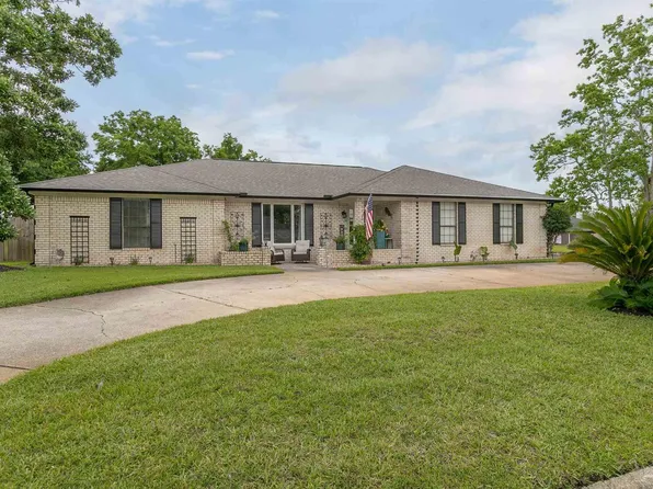 1 Arapaho Dr, Perdido Key, FL 32507