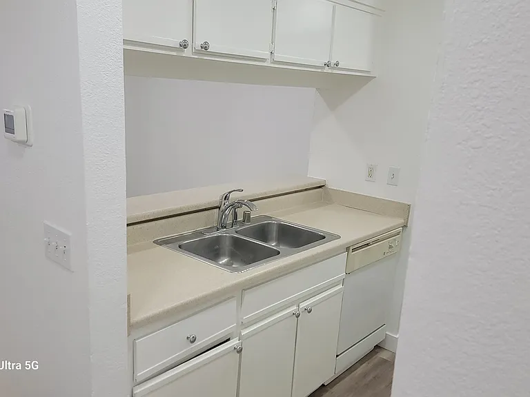 10655 Lemon Ave #603 — Photo 5