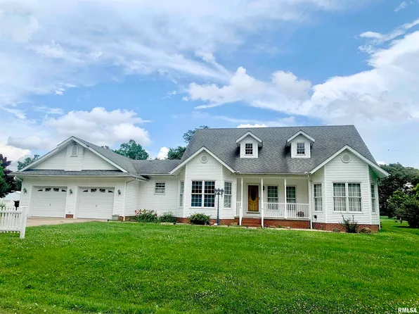 312 S McKinley St, Galatia, IL 62935