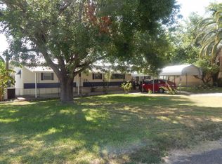 187 Olmos, Zapata, TX 78076