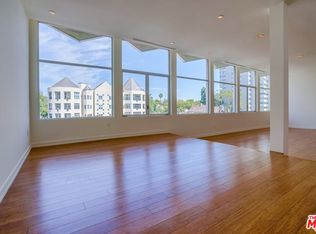 10366 Wilshire Blvd #PENTHOUSE 1, Los Angeles, CA 90024