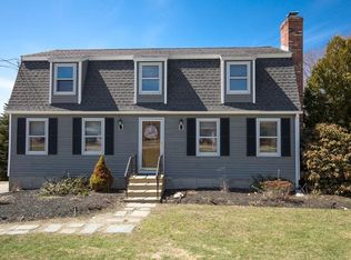 29 Henry Marsh Rd, Dudley, MA 01571