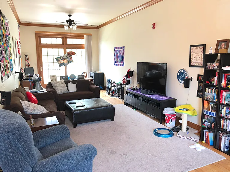 6 William St #1 — Photo 7