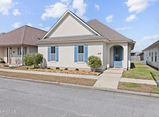 119 Laurel Grove Blvd, Youngsville, LA 70592