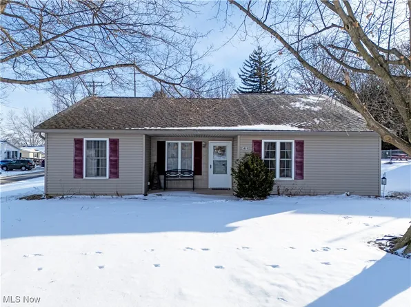 1499 Troy Rd, Ashland, OH 44805