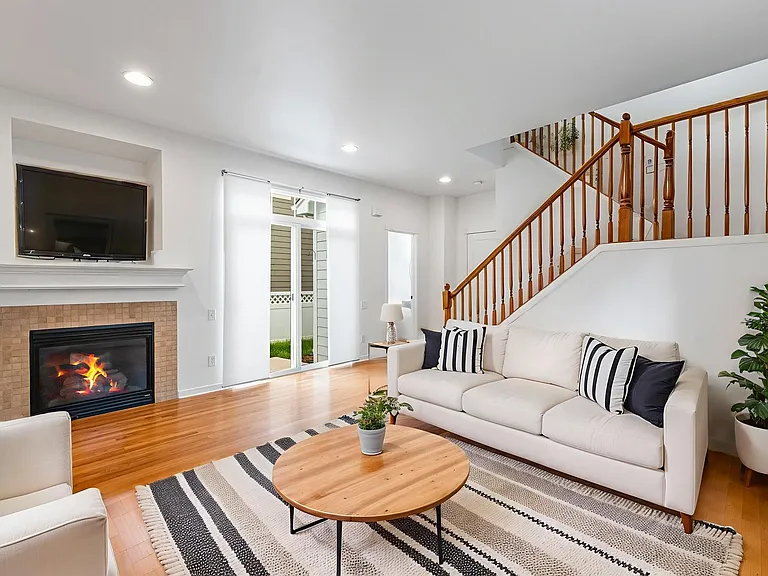 2750 Autumn Harvest Way — Photo 3