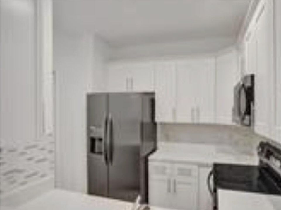 2nd image of 4972 SW 30th Terrace