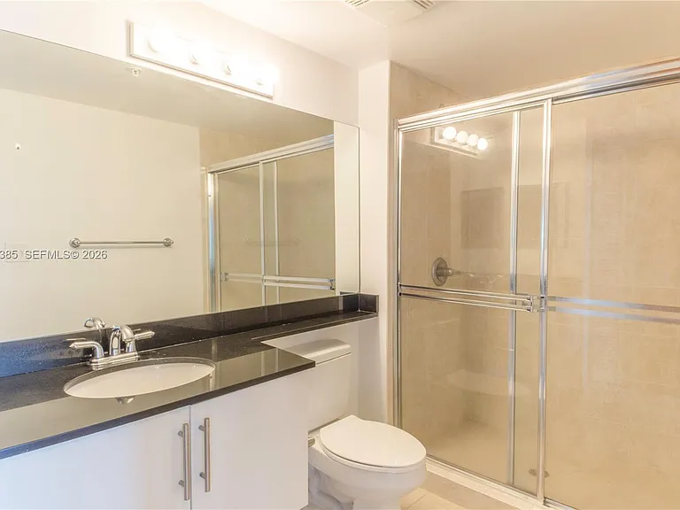 31 SE 5th St #1208 — Photo 11