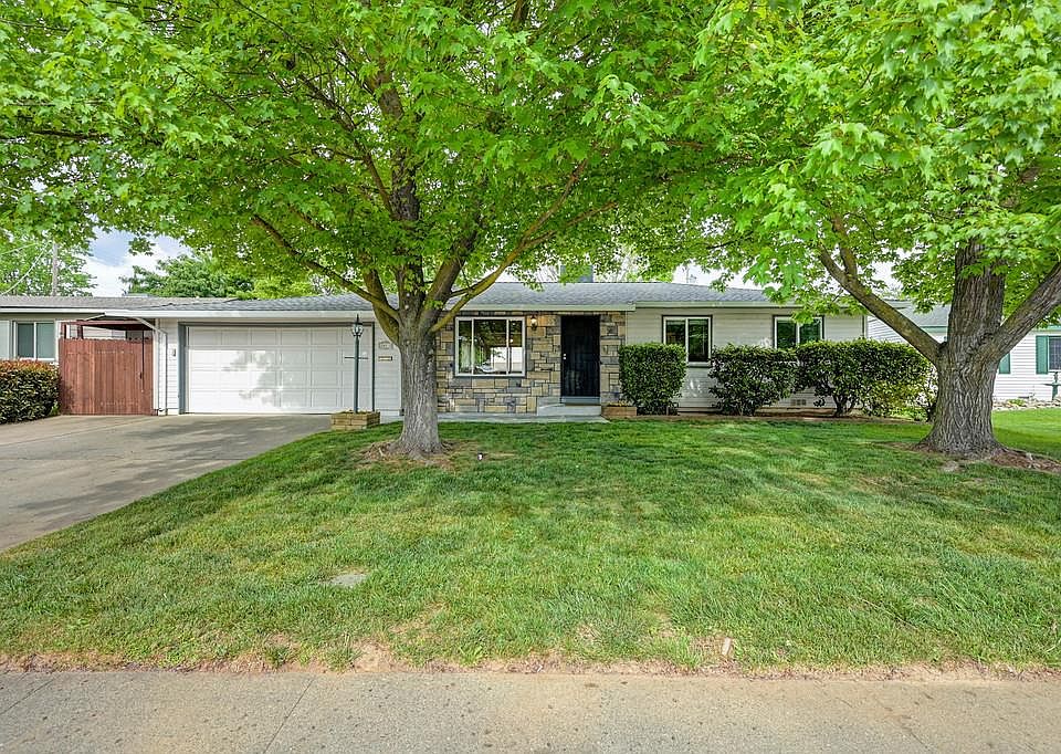 1st image of 2013 Rossmoor Dr