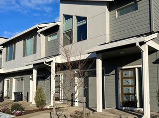 12678 SE Zion St, Damascus, OR 97089