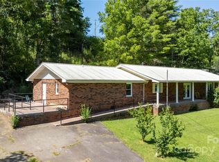 208 Murdock Rd, Bakersville, NC 28705