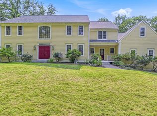 85 Cedarwood Rd, Boxboro, MA 01719