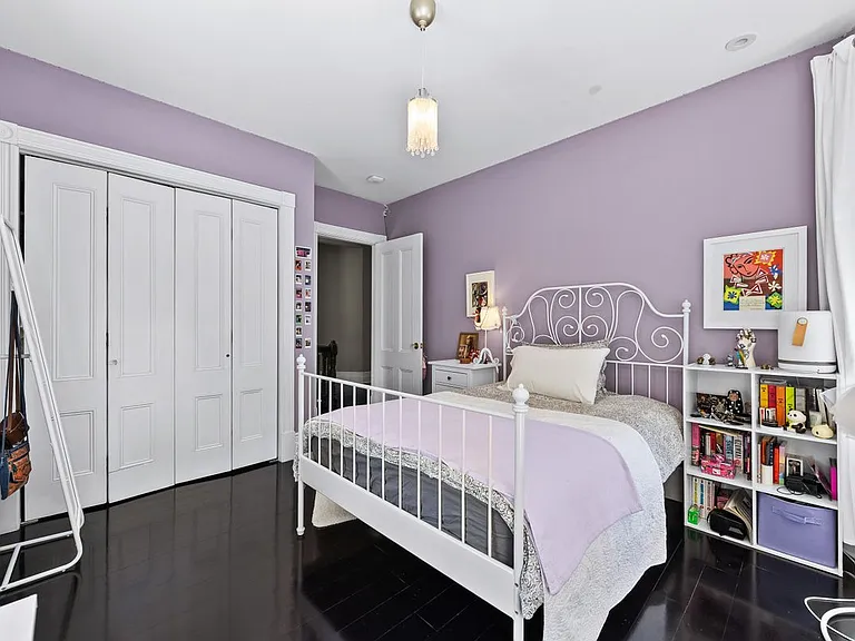 19 Howe Pl — Photo 16