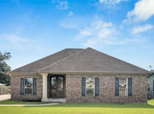 111 Saint Anthony St, Luling, LA 70070