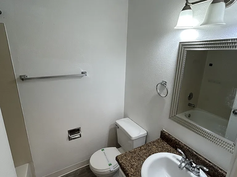 Lake Chalet — Photo 31