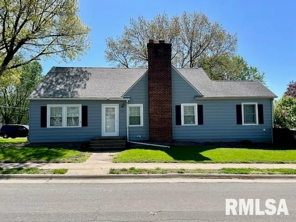 2101 Iowa Ave, Clinton, IA 52732