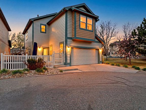 3rd image of 2539 Custer Dr