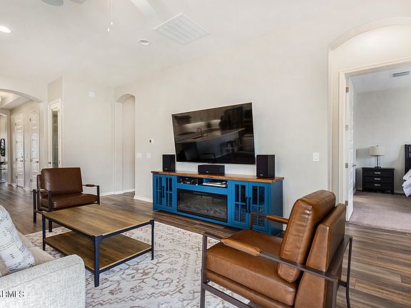 2nd image of 4311 E CLIFTON Avenue