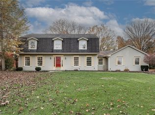 2385 Cypress Point Dr, Hudson, OH