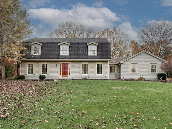 2385 Cypress Point Dr, Hudson, OH 44236