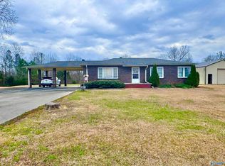 310 Dogwood Trl, Hamilton, AL 35570