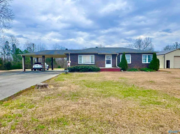 310 Dogwood Trl, Hamilton, AL 35570