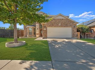 416 Crossbill Ln, Little Elm, TX 75068
