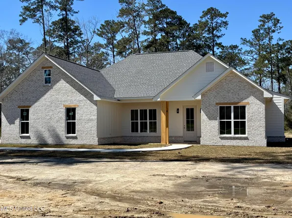 151 Rock Ranch Rd, Picayune, MS 39466