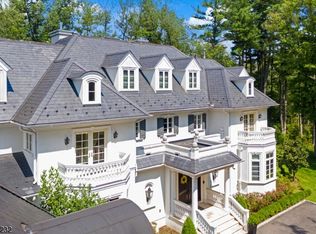 88 Stony Brook Ln, Princeton, NJ 08540