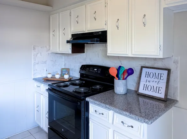 1445 Bonanza Rd, Houston, TX 77062