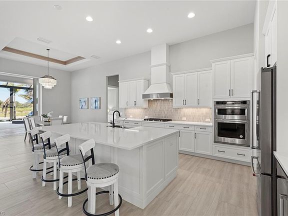 5th image of 19142 Wildblue BLVD