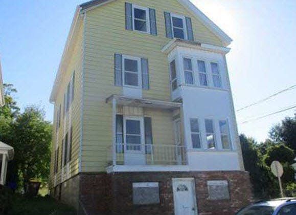 1st image of 351 Tecumseh St