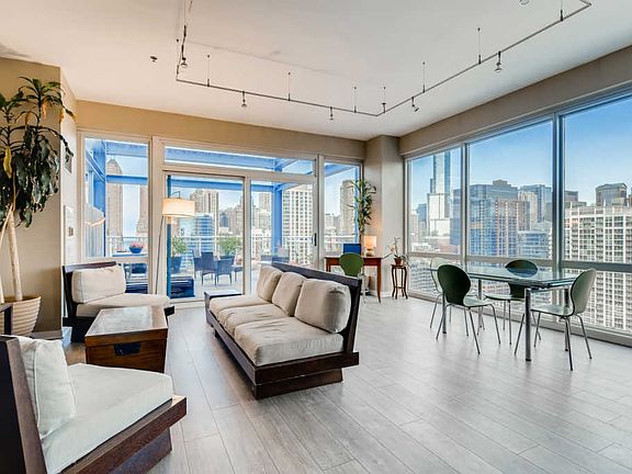 2nd image of 757 N Orleans St #2202