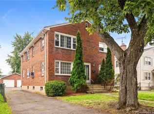 25 Mapleton St, Hartford, CT 06114